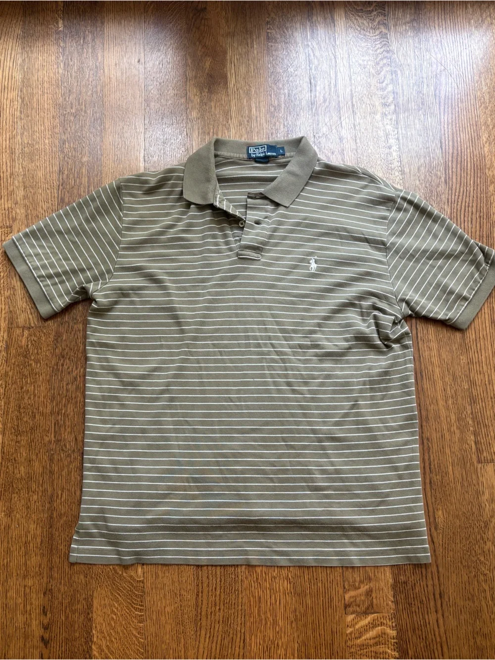 Polo Ralph Lauren measures 21